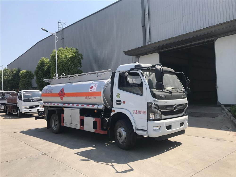 8.5方 東風凱普特油罐車