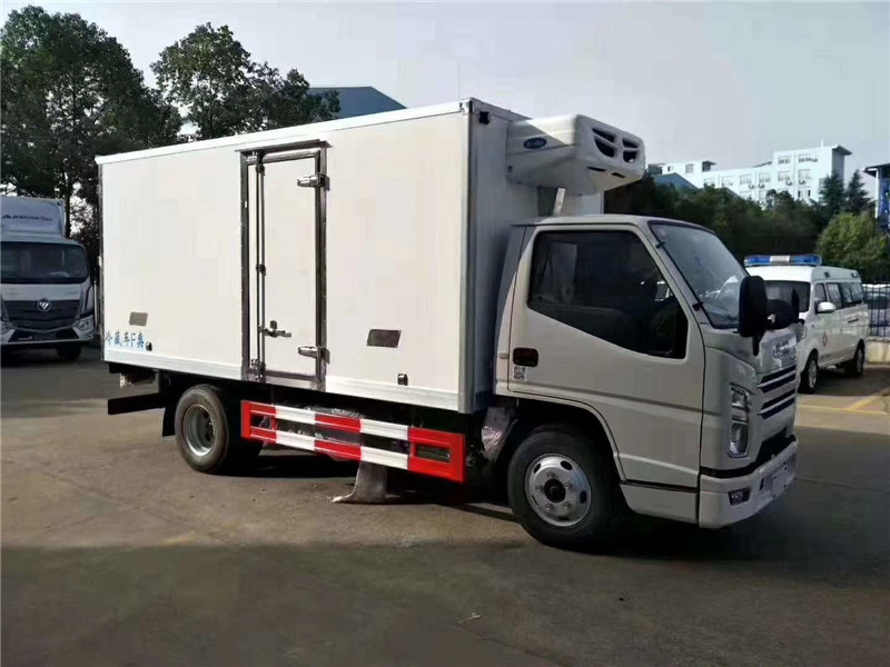 江鈴順達(dá)4.2米冷藏車(chē)
