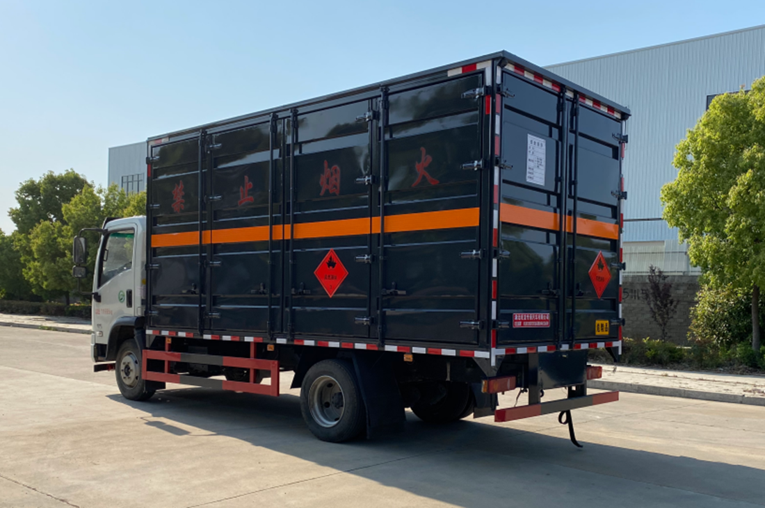 大運(yùn) 液體廂式運(yùn)輸車(chē)